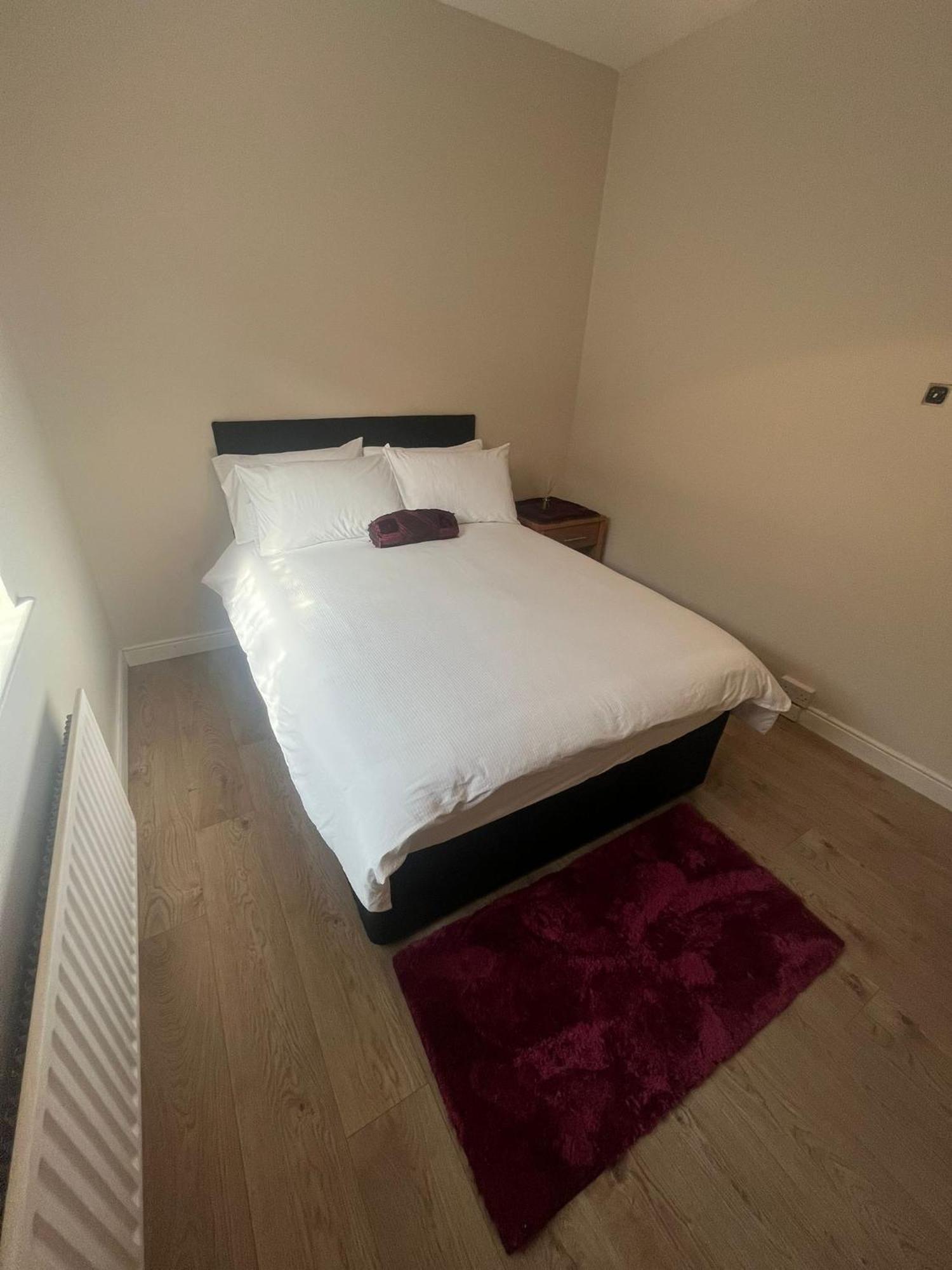 Yeats Lodge Self Catering Apartment And Bar Galway Exterior photo