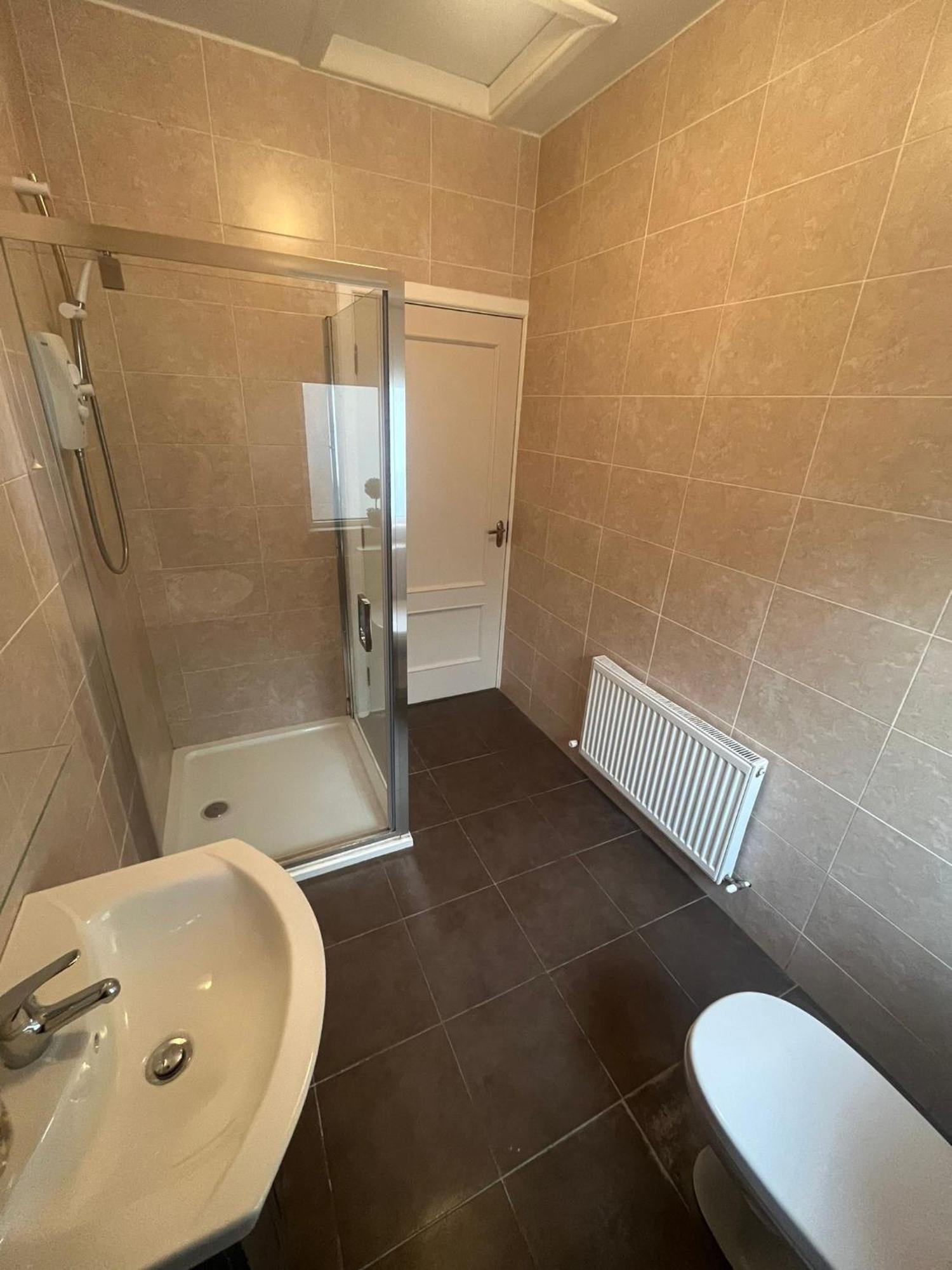 Yeats Lodge Self Catering Apartment And Bar Galway Exterior photo